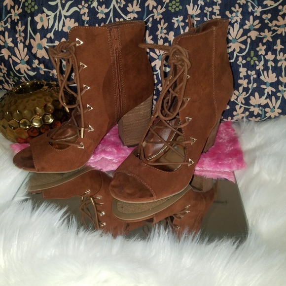 Carlos Santana Jolene Lace Chunky Heels sz 8 Women - Picture 3 of 8